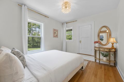 Tiny photo for 300 Geneva Road, Glen Ellyn, IL 60137 (MLS # 12595598)