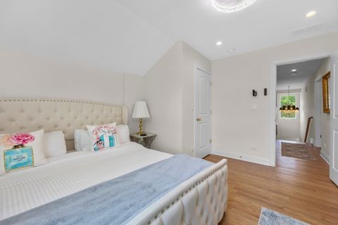 Tiny photo for 300 Geneva Road, Glen Ellyn, IL 60137 (MLS # 12595598)