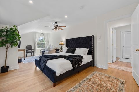 Tiny photo for 300 Geneva Road, Glen Ellyn, IL 60137 (MLS # 12595598)