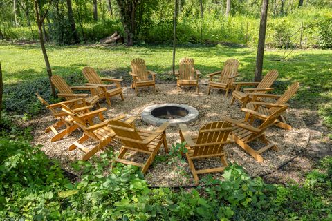 Tiny photo for 300 Geneva Road, Glen Ellyn, IL 60137 (MLS # 12595598)