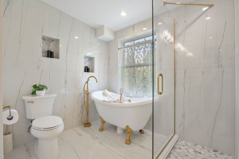 Tiny photo for 300 Geneva Road, Glen Ellyn, IL 60137 (MLS # 12595598)