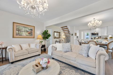 Tiny photo for 300 Geneva Road, Glen Ellyn, IL 60137 (MLS # 12595598)