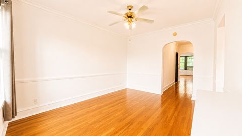 Tiny photo for 2208 W Winnemac Avenue #APT2, Chicago, IL 60625 (MLS # 12711959)