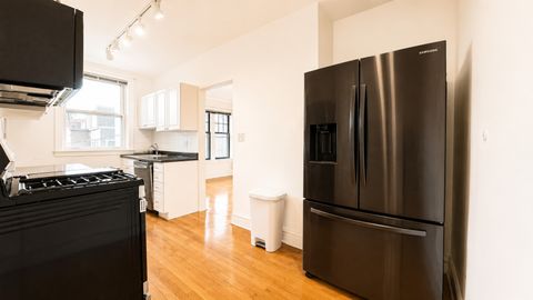Tiny photo for 2208 W Winnemac Avenue #APT2, Chicago, IL 60625 (MLS # 12711959)