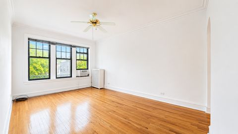 Tiny photo for 2208 W Winnemac Avenue #APT2, Chicago, IL 60625 (MLS # 12711959)