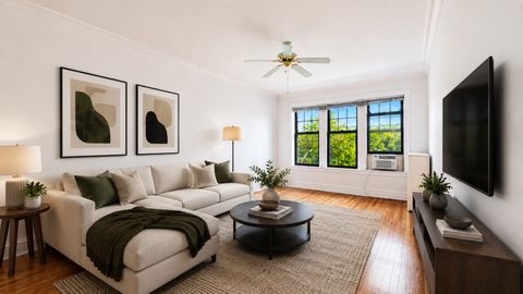 Tiny photo for 2208 W Winnemac Avenue #APT2, Chicago, IL 60625 (MLS # 12711959)