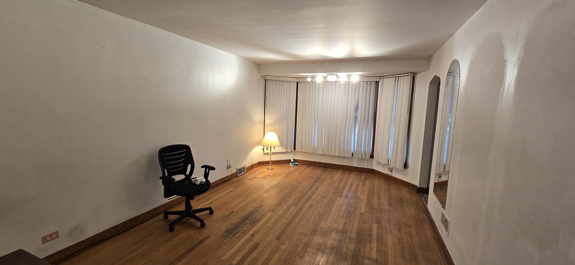 4731 S Kostner Avenue