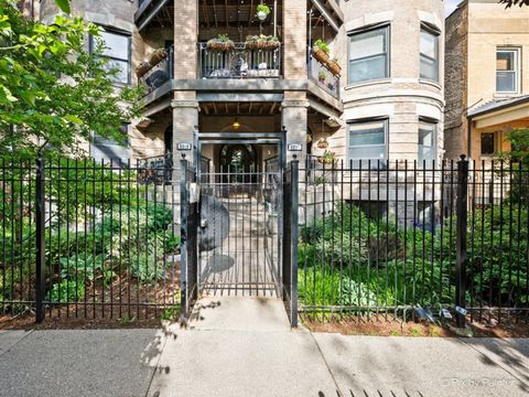 Tiny photo for 5217 N Winthrop Avenue #G, Chicago, IL 60640 (MLS # 12660227)