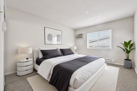 Tiny photo for 433 S Lombard Avenue #33, Oak Park, IL 60302 (MLS # 12482301)