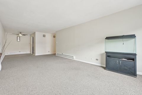 Tiny photo for 433 S Lombard Avenue #33, Oak Park, IL 60302 (MLS # 12482301)