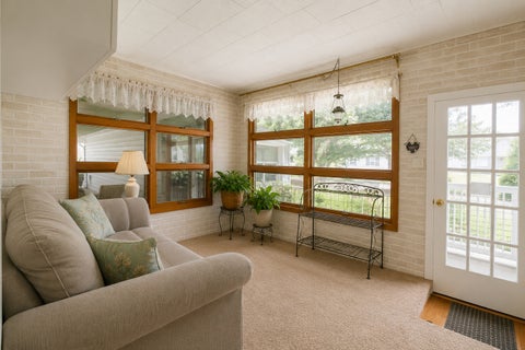 Tiny photo for 608 19th Avenue, Sterling, IL 61081 (MLS # 12728947)