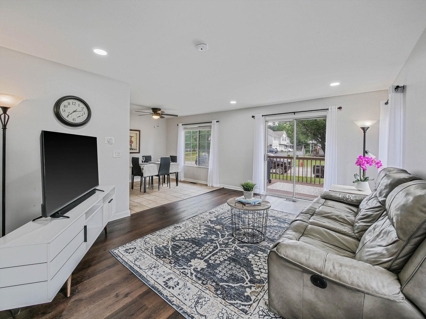 121 VILLAGE CREEK Drive 121
