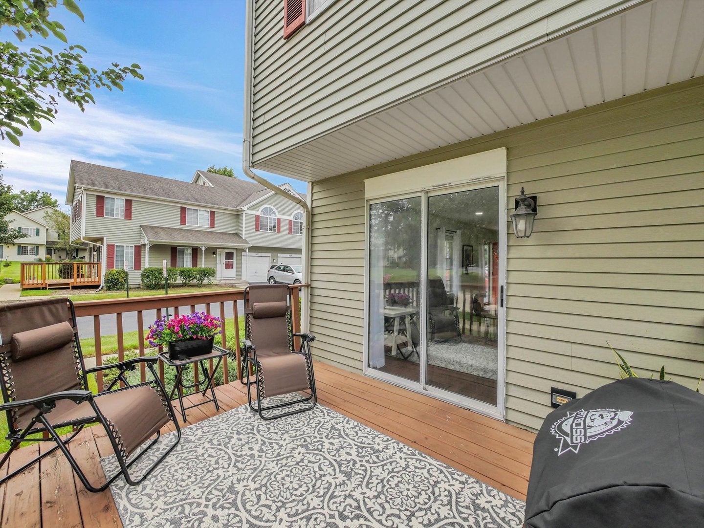 121 VILLAGE CREEK Drive 121