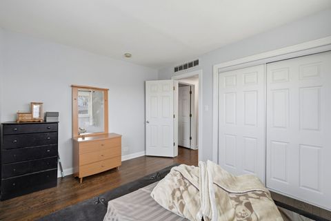 Tiny photo for 10111 Old Orchard Court #304, Skokie, IL 60076 (MLS # 12577359)