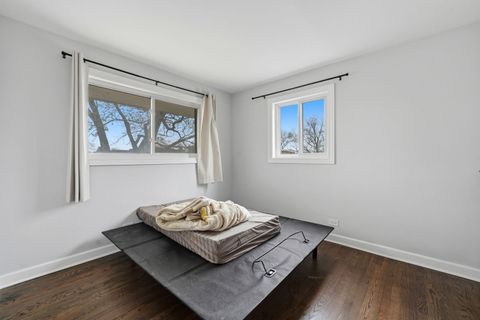 Tiny photo for 10111 Old Orchard Court #304, Skokie, IL 60076 (MLS # 12577359)