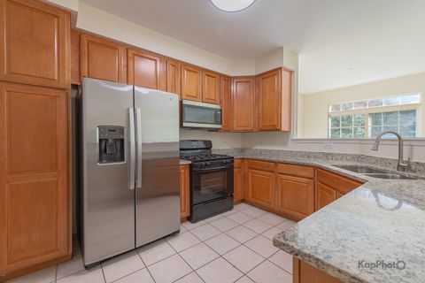 Tiny photo for 1375 Alder Creek Court, Romeoville, IL 60446 (MLS # 12482971)