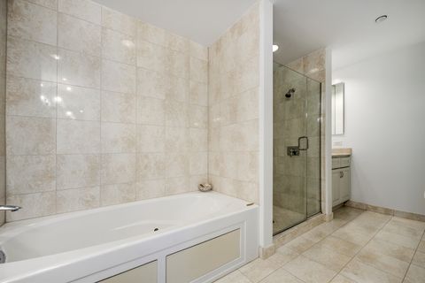 Tiny photo for 130 N Garland Court #1411, Chicago, IL 60602 (MLS # 12402307)