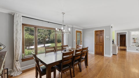 Tiny photo for 827 S Arlington Heights Road, Arlington Heights, IL 60005 (MLS # 12670937)