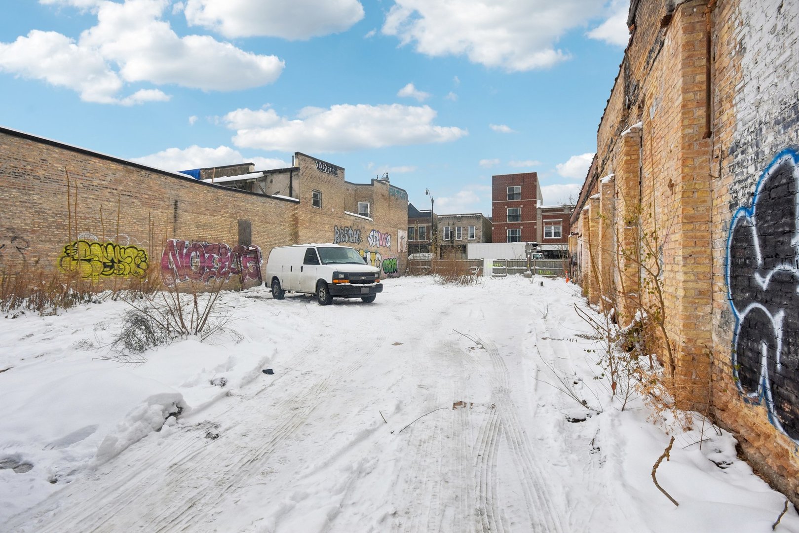 3212 W Armitage Avenue