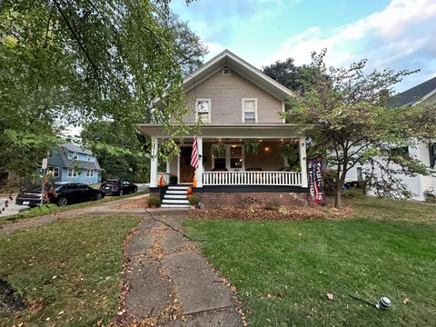 Photo of 2141 Cumberland Street, Rockford, IL 61103 (MLS # 12487722)