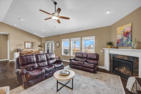 Tiny photo for 5802 Sugarberry Road, Bloomington, IL 61705 (MLS # 12556080)