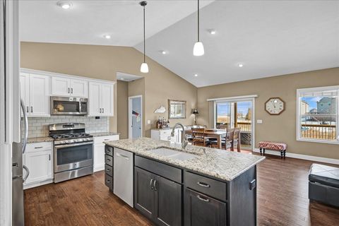 Tiny photo for 5802 Sugarberry Road, Bloomington, IL 61705 (MLS # 12556080)