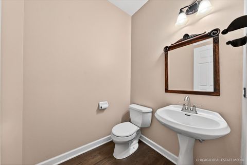 Tiny photo for 3423 Sunnyside Court, Naperville, IL 60564 (MLS # 12523045)