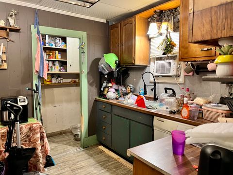 Tiny photo for 843 E Seminary Avenue, Hoopeston, IL 60942 (MLS # 12496726)