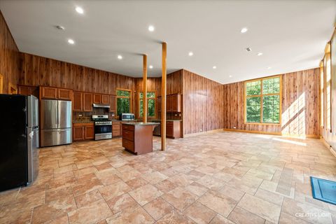 Tiny photo for 62 Timberview Lane, Yorkville, IL 60560 (MLS # 12450874)