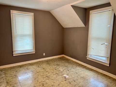 Tiny photo for 375 W Franklin Street, Paxton, IL 60957 (MLS # 12501378)