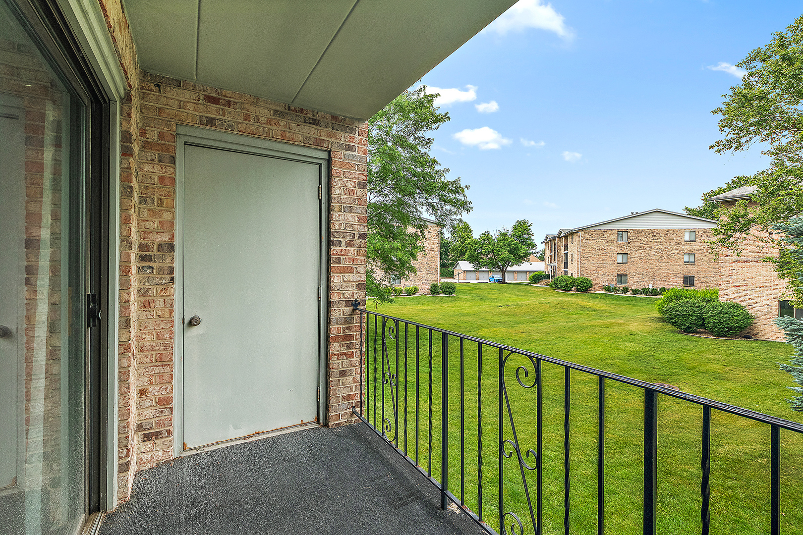 13248 W Circle Drive Parkway 407