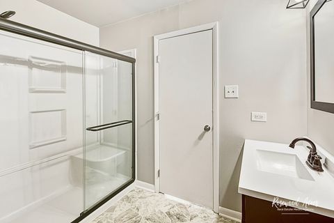 Tiny photo for 453 S Dearborn Avenue, Bradley, IL 60915 (MLS # 12516806)