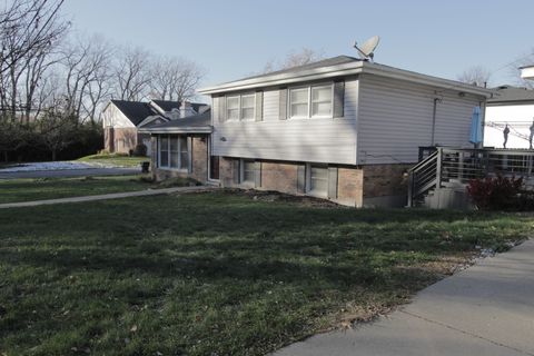 Tiny photo for 18157 Rockwell Avenue, Homewood, IL 60430 (MLS # 12523374)