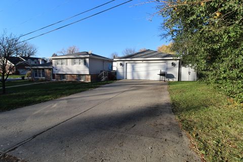 Tiny photo for 18157 Rockwell Avenue, Homewood, IL 60430 (MLS # 12523374)