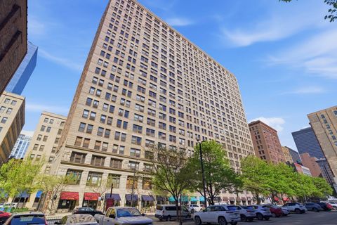 Photo of 600 S Dearborn Street #1409, Chicago, IL 60605 (MLS # 12630461)