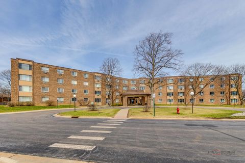 Photo of 1880 Bonnie Lane #116, Hoffman Estates, IL 60169 (MLS # 12603100)