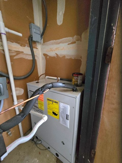 Tiny photo for 470 Raintree Court #3L, Glen Ellyn, IL 60137 (MLS # 12522358)