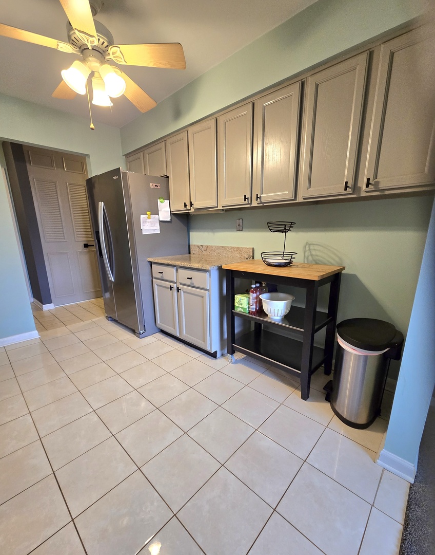 470 Raintree Court 3L