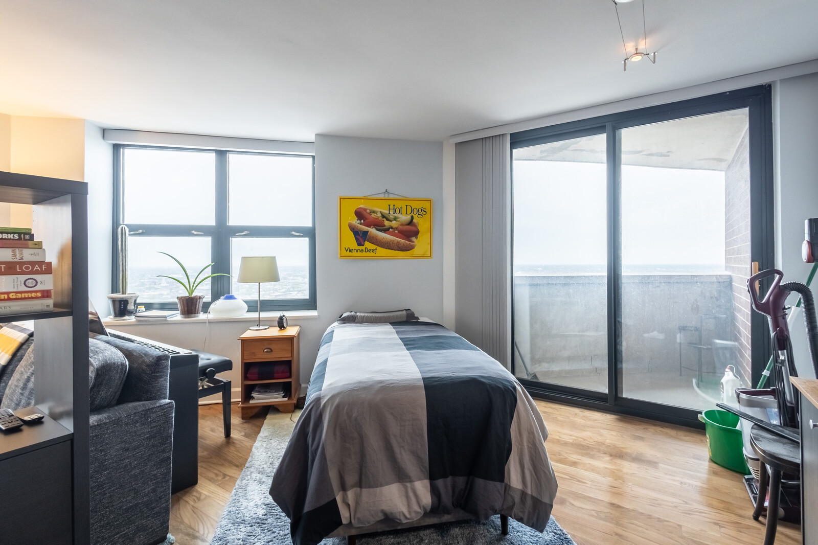 3660 N Lake Shore Drive 3912