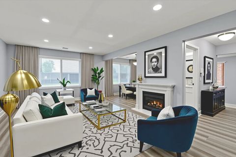 Tiny photo for 640 Rodenburg Road, Roselle, IL 60172 (MLS # 12478062)