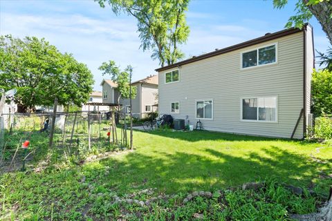 Tiny photo for 640 Rodenburg Road, Roselle, IL 60172 (MLS # 12478062)