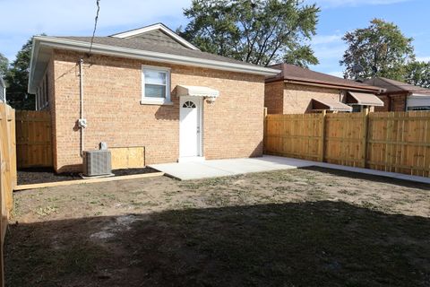Tiny photo for 12420 S Aberdeen Street S, Calumet Park, IL 60827 (MLS # 12491402)