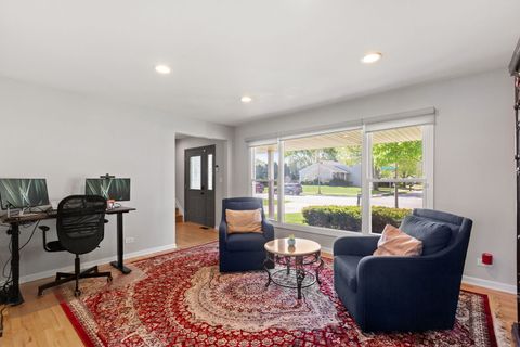 Tiny photo for 1120 Thompson Boulevard, Buffalo Grove, IL 60089 (MLS # 12551228)