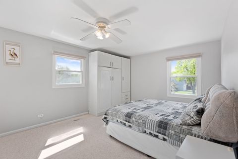 Tiny photo for 1120 Thompson Boulevard, Buffalo Grove, IL 60089 (MLS # 12551228)