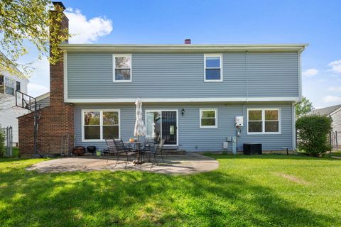 Tiny photo for 1120 Thompson Boulevard, Buffalo Grove, IL 60089 (MLS # 12551228)