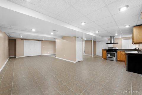 Tiny photo for Bloomingdale, IL 60108 (MLS # 12599357)