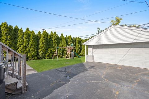 Tiny photo for 1907 Suffolk Avenue, Westchester, IL 60154 (MLS # 12477906)