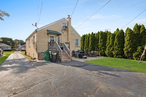 Tiny photo for 1907 Suffolk Avenue, Westchester, IL 60154 (MLS # 12477906)
