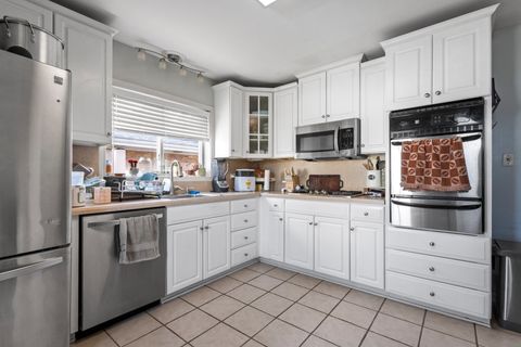 Tiny photo for 1907 Suffolk Avenue, Westchester, IL 60154 (MLS # 12477906)