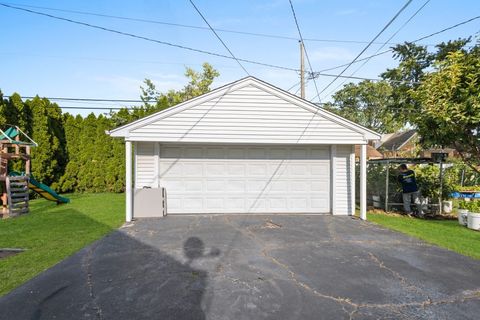 Tiny photo for 1907 Suffolk Avenue, Westchester, IL 60154 (MLS # 12477906)